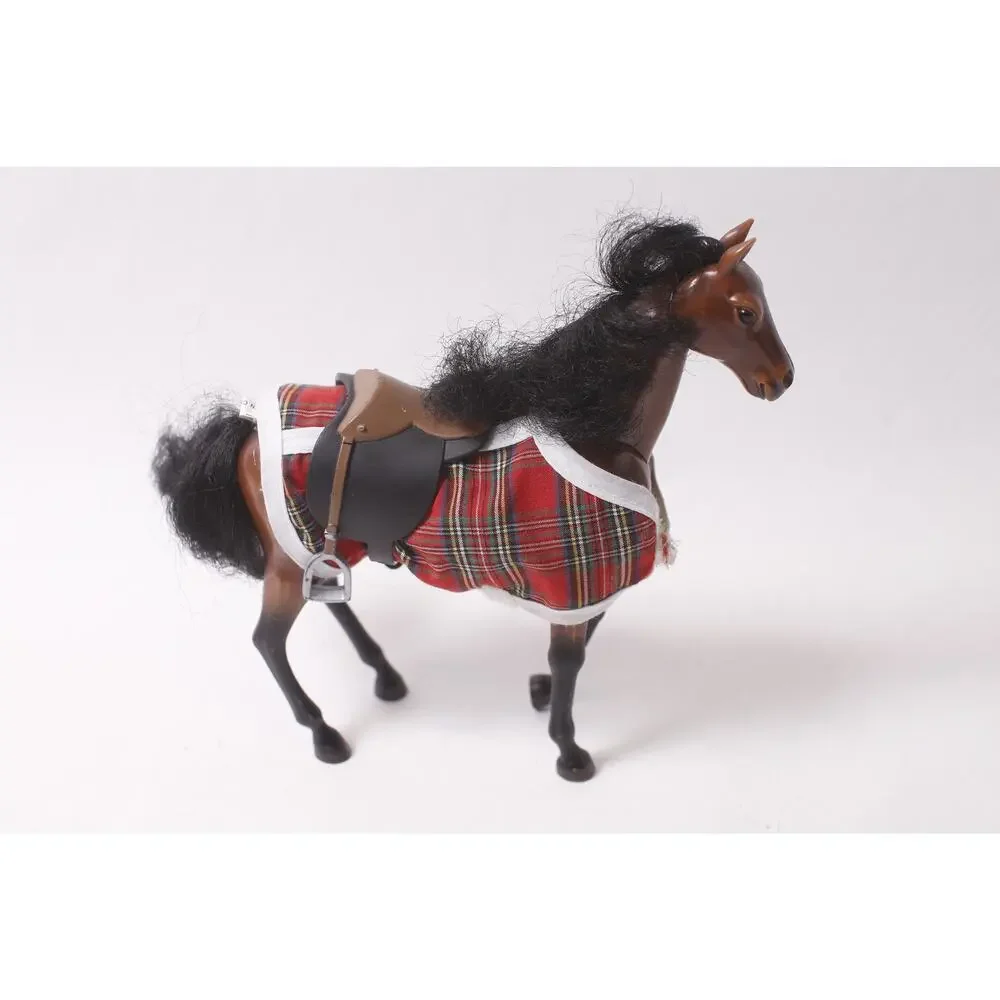 Vintage 1999 MMTL Thoroughbred Horse Figure with Plaid Blanket ~ 260214-WH 985